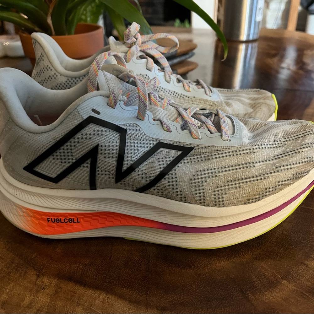 Size 8 New Balance SC Trainer. Worn 35 miles.